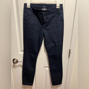 Elegant Navy Skinny Jeans for Women
